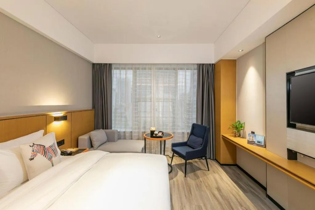 Bed in SOFIS POP HOTEL