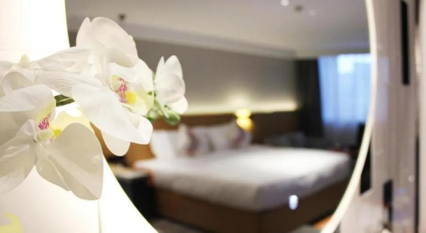 Bed in SOFIS POP HOTEL