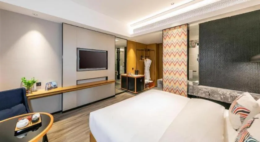 Bed in SOFIS POP HOTEL