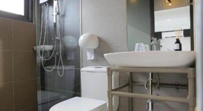 The River House Chiangkhan Hotel