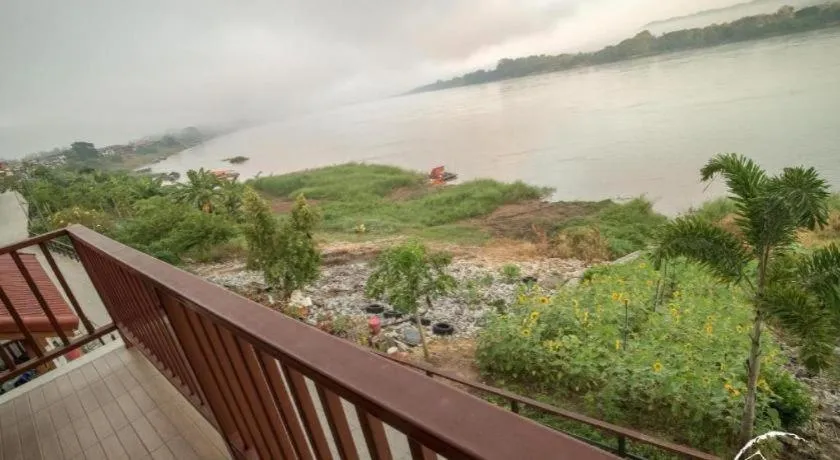 BankongRimkhong Chiangkhan - Adult Only