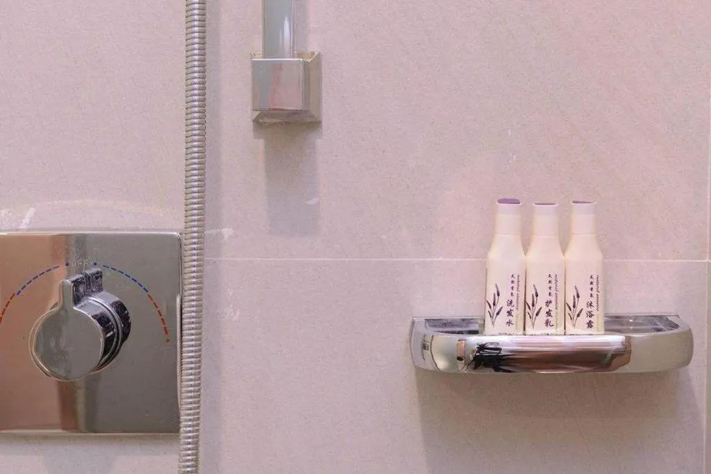 Lavande Hotel Wuhan Huazhong Normal University Guangbutun Metro Station