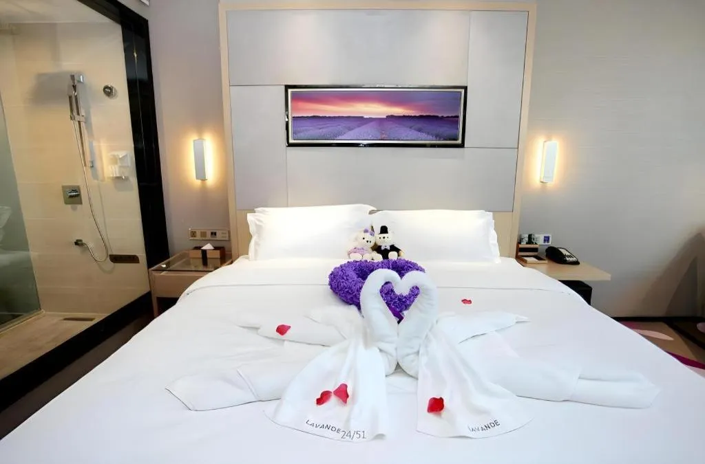 Bed in Lavande Hotels Changzhi City God Temple