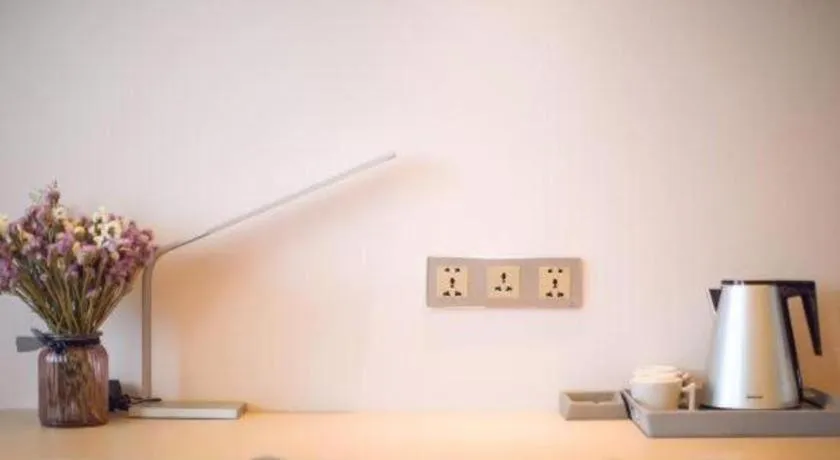 Lavande Hotels Jingshan Bus Station