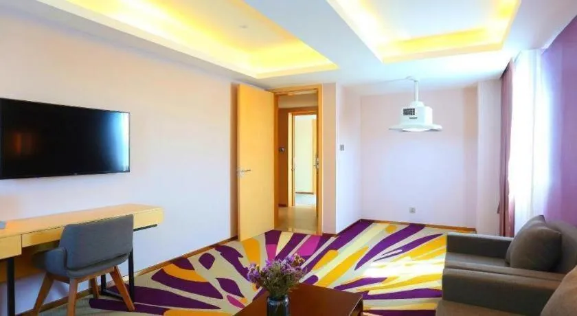 Lavande Hotels Jingshan Bus Station