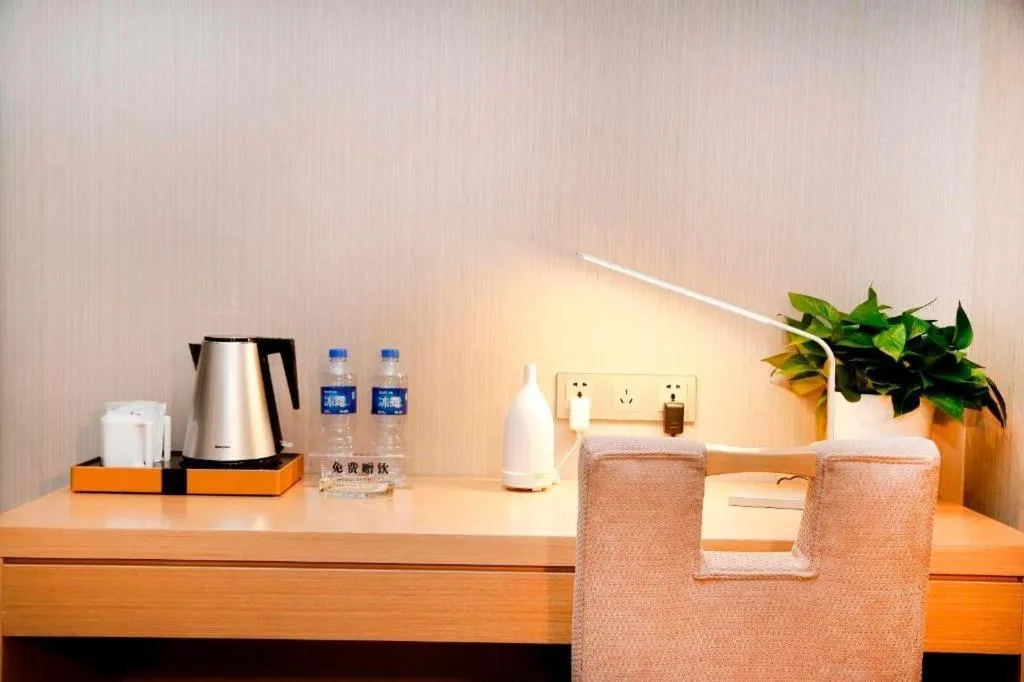 Lavande Hotel Xi'an 1st Fengcheng Road Municipal Library Metro Station