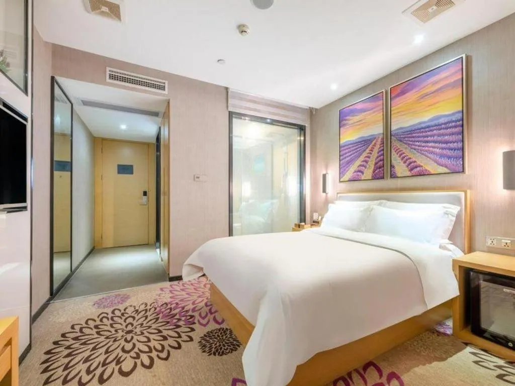 Bed in Lavande Hotels Guangzhou Jiahe Wanggang Metro Station Junhe Avenue