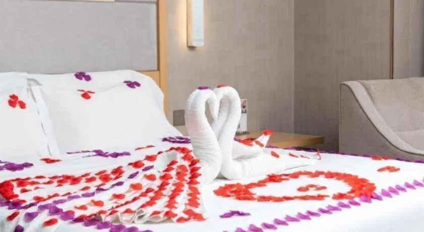 Bed in Lavande Hotels Guangzhou Jiahe Wanggang Metro Station Junhe Avenue