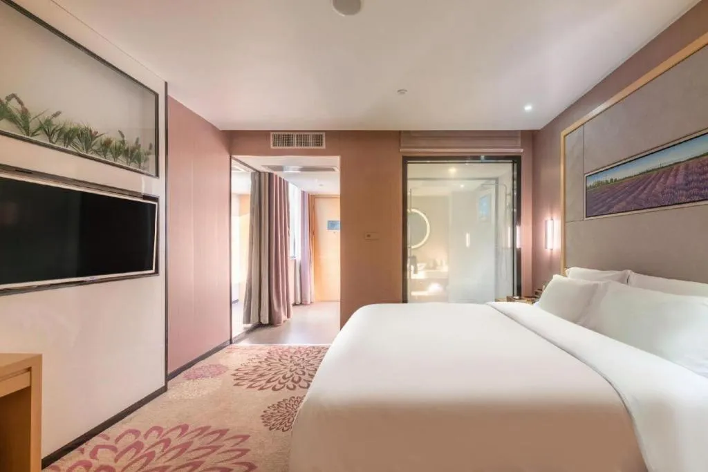 Bed in Lavande Hotels Guangzhou Jiahe Wanggang Metro Station Junhe Avenue