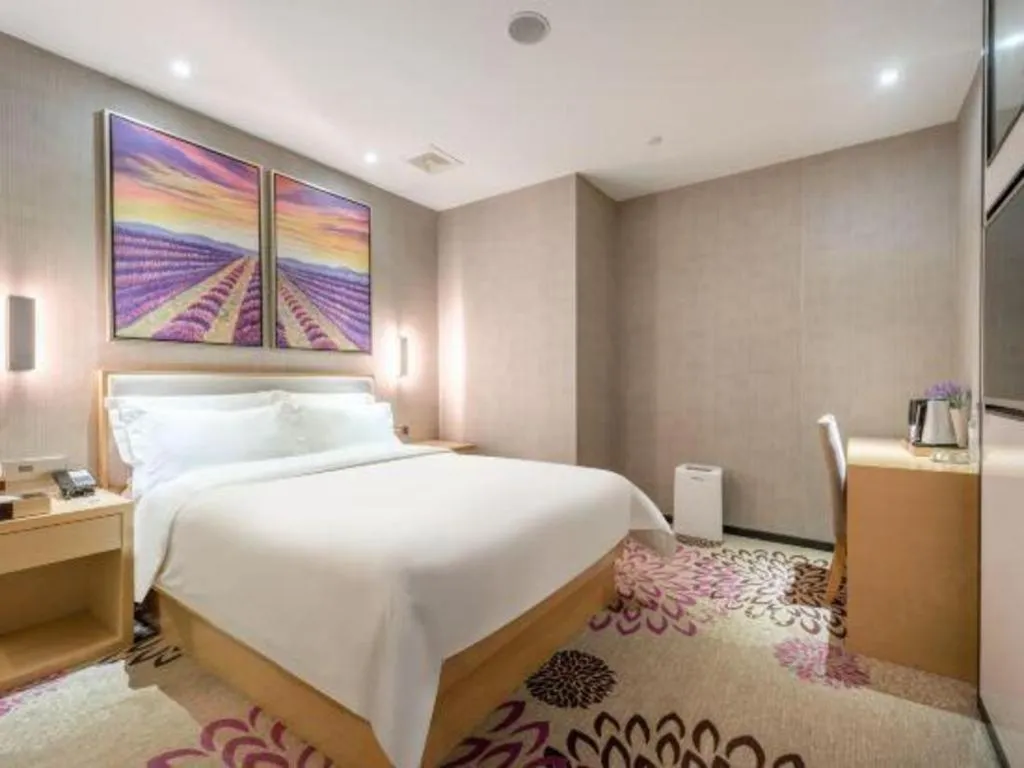 Bed in Lavande Hotels Guangzhou Jiahe Wanggang Metro Station Junhe Avenue