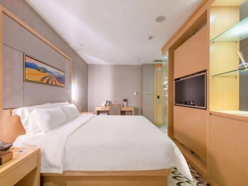 Bed in Lavande Hotels Guangzhou Jiahe Wanggang Metro Station Junhe Avenue