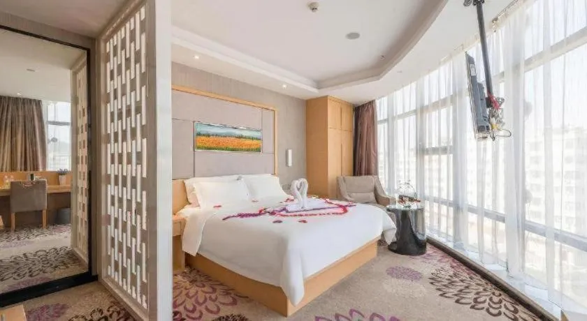 Bed in Lavande Hotels Guangzhou Jiahe Wanggang Metro Station Junhe Avenue