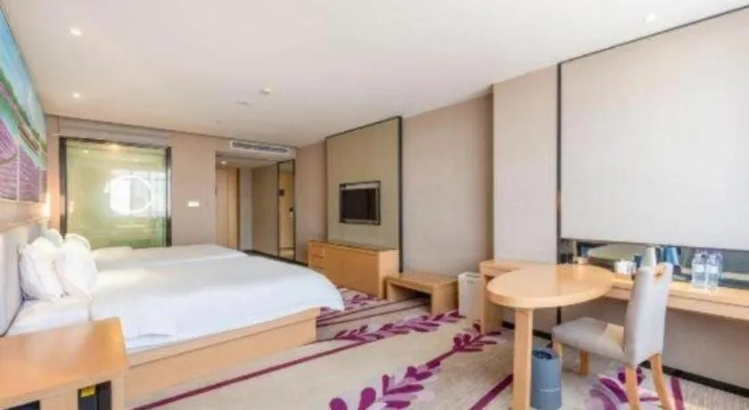 Bed in Lavande Hotels Guangzhou Jiahe Wanggang Metro Station Junhe Avenue