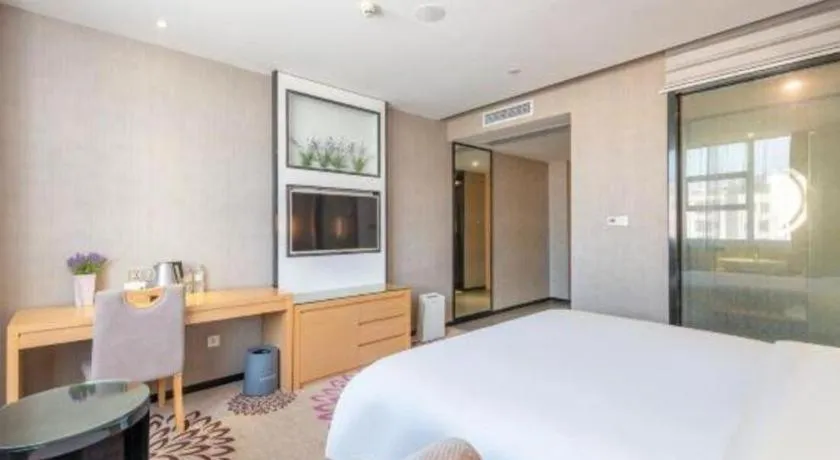 Bed in Lavande Hotels Guangzhou Jiahe Wanggang Metro Station Junhe Avenue