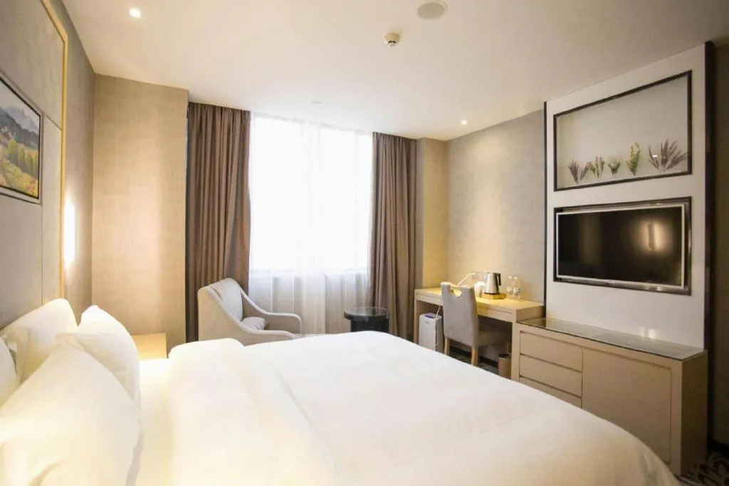 Bed in Lavande Hotels Guangzhou Jiahe Wanggang Metro Station Junhe Avenue