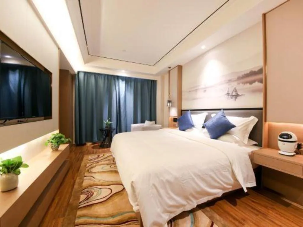 Bed in East Queen Hotel (Xi'an Beimen Metro Station)