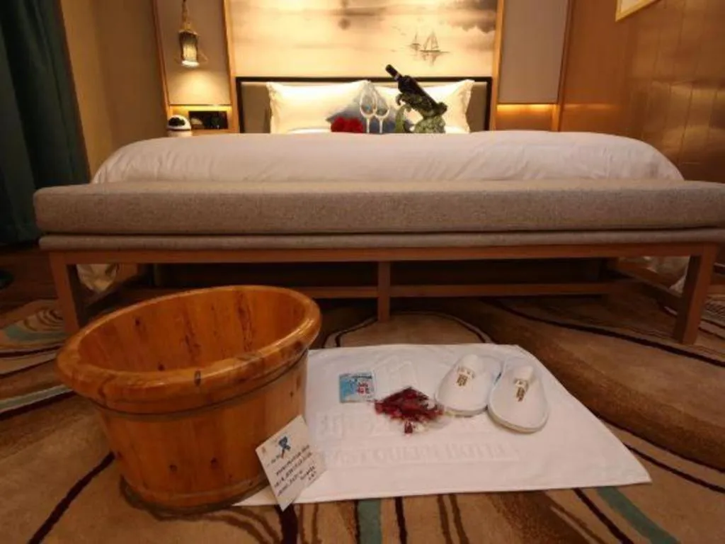 Bed in East Queen Hotel (Xi'an Beimen Metro Station)