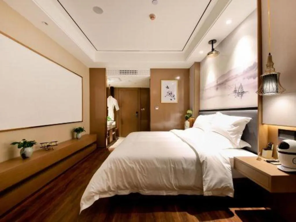 Bed in East Queen Hotel (Xi'an Beimen Metro Station)