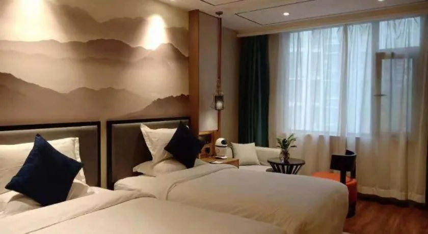 Bed in East Queen Hotel (Xi'an Beimen Metro Station)