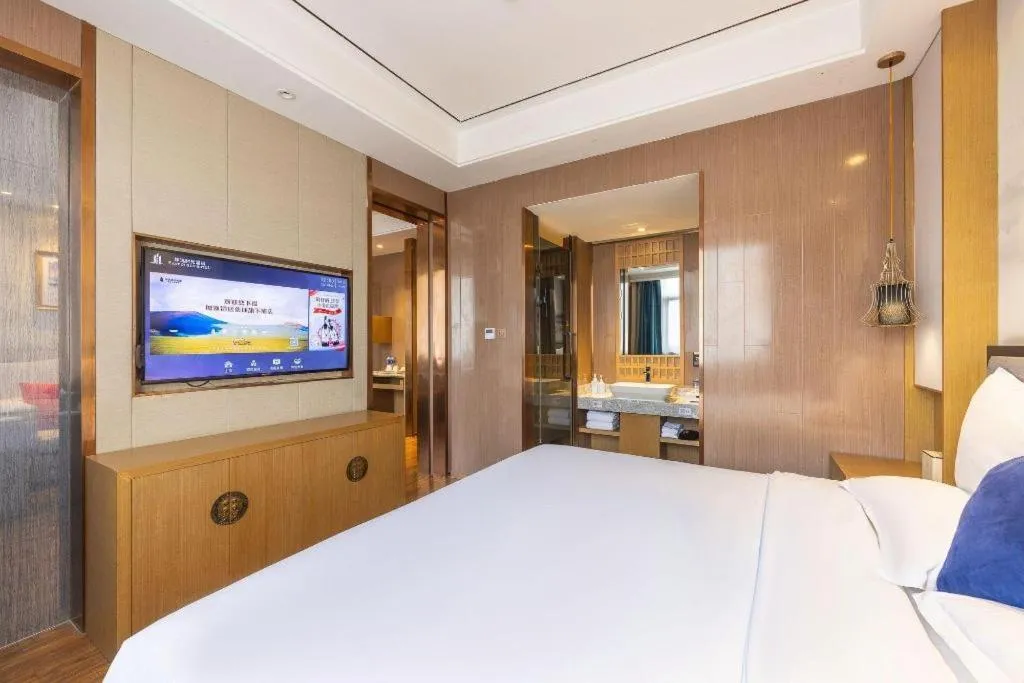 Bed in East Queen Hotel (Xi'an Beimen Metro Station)