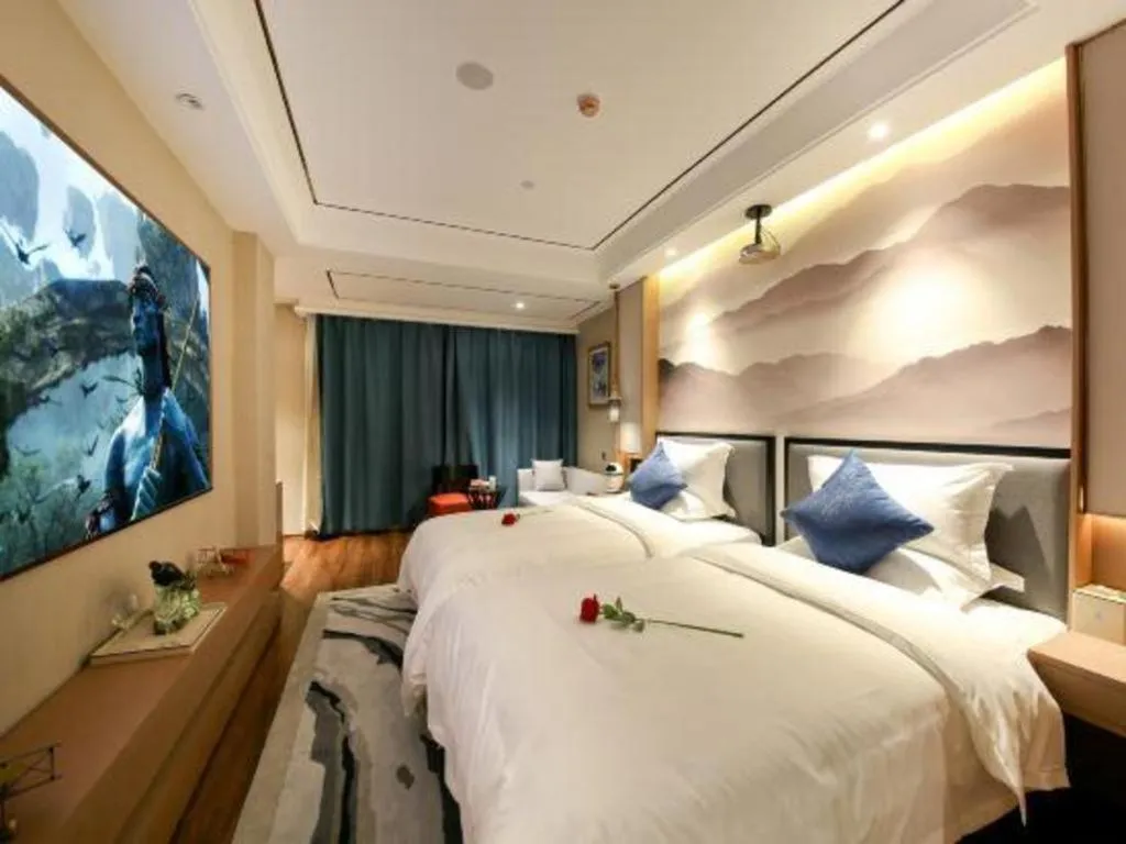 Bed in East Queen Hotel (Xi'an Beimen Metro Station)