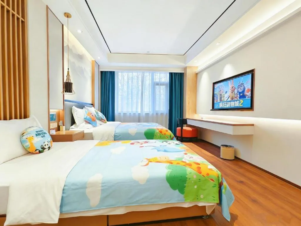 Bed in East Queen Hotel (Xi'an Beimen Metro Station)