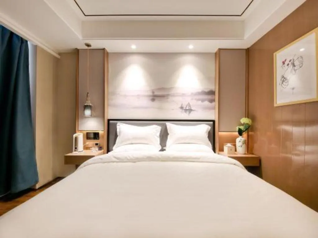 Bed in East Queen Hotel (Xi'an Beimen Metro Station)