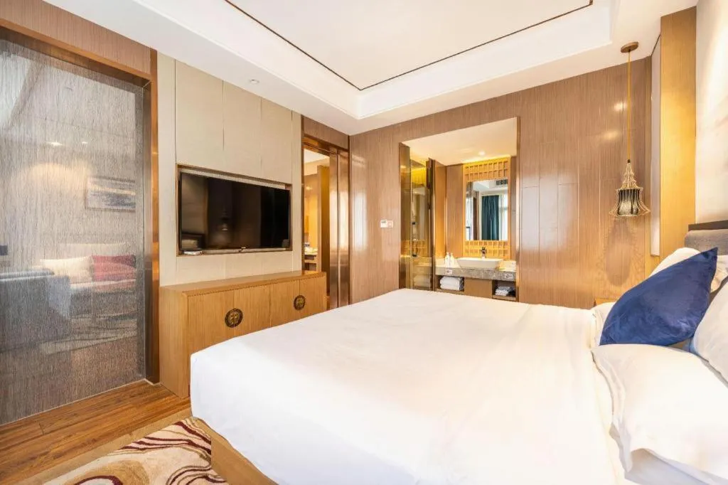 Bed in East Queen Hotel (Xi'an Beimen Metro Station)