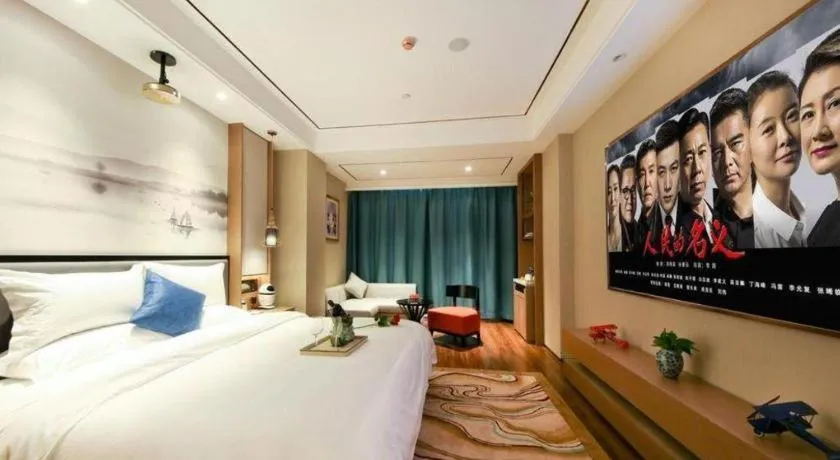 Bed in East Queen Hotel (Xi'an Beimen Metro Station)