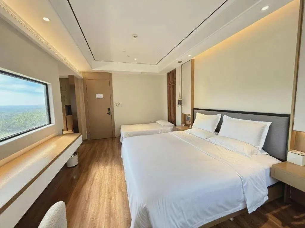 Bed in East Queen Hotel (Xi'an Beimen Metro Station)