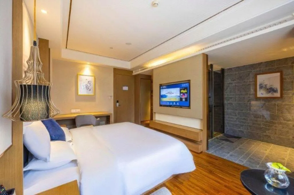 Bed in East Queen Hotel (Xi'an Beimen Metro Station)