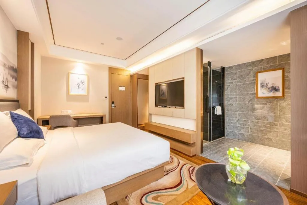 Bed in East Queen Hotel (Xi'an Beimen Metro Station)