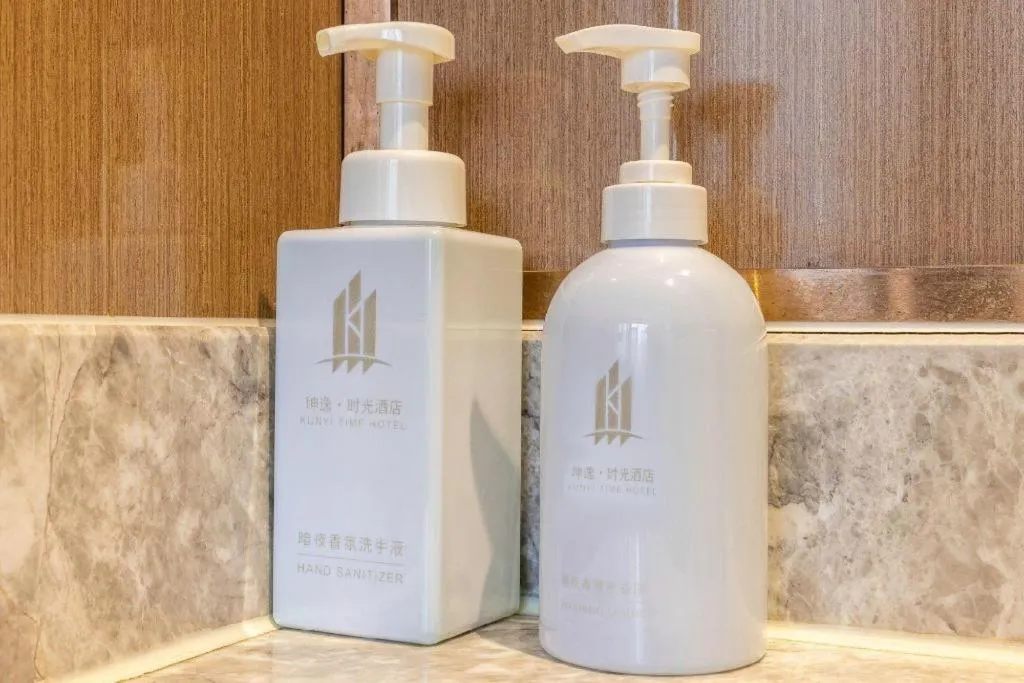 East Queen Hotel (Xi'an Beimen Metro Station)