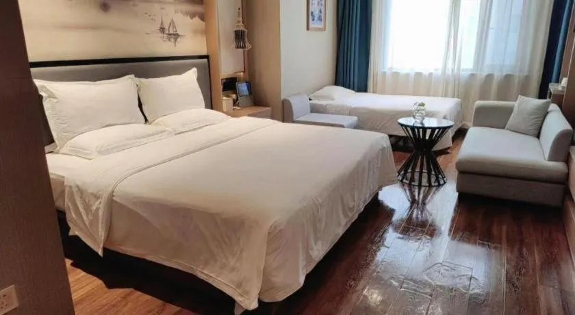 Bed in East Queen Hotel (Xi'an Beimen Metro Station)