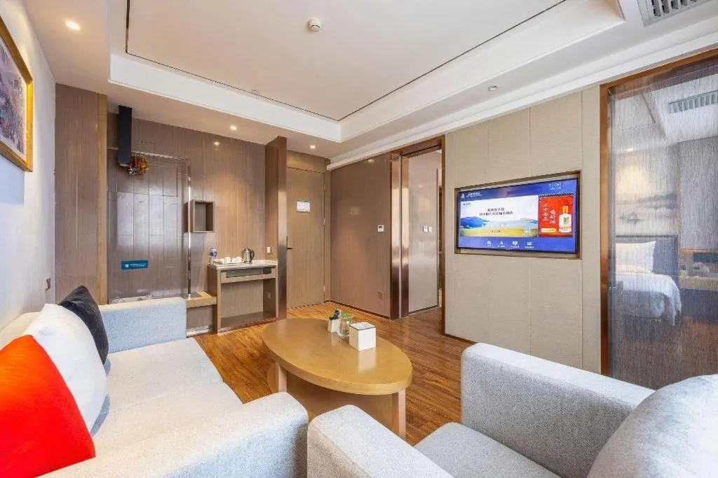 East Queen Hotel (Xi'an Beimen Metro Station)