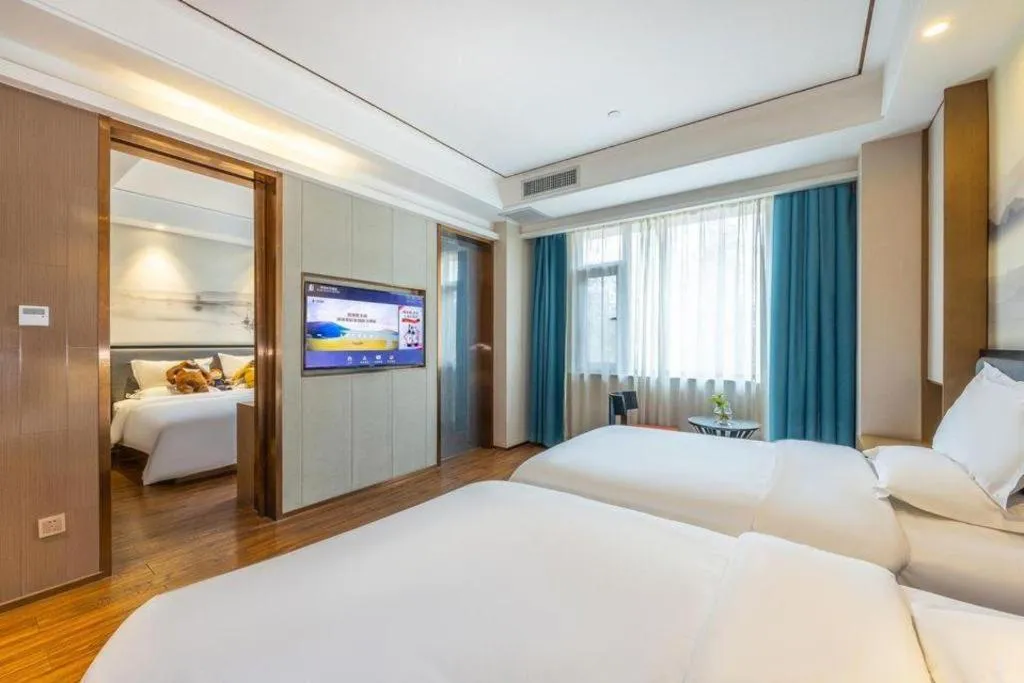 Bed in East Queen Hotel (Xi'an Beimen Metro Station)