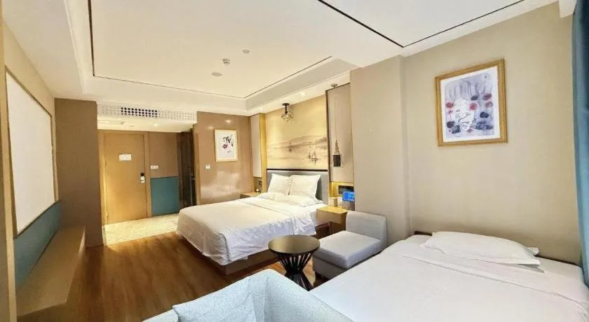 Bed in East Queen Hotel (Xi'an Beimen Metro Station)