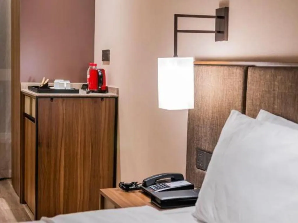 Bed in Home Inn Plus Shanghai Pudong Xinjinqiao Road