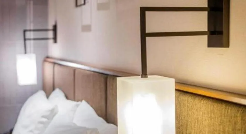 Bed in Home Inn Plus Shanghai Pudong Xinjinqiao Road