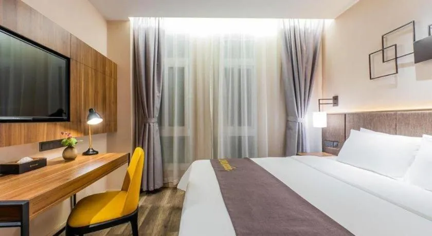 Bed in Home Inn Plus Shanghai Pudong Xinjinqiao Road