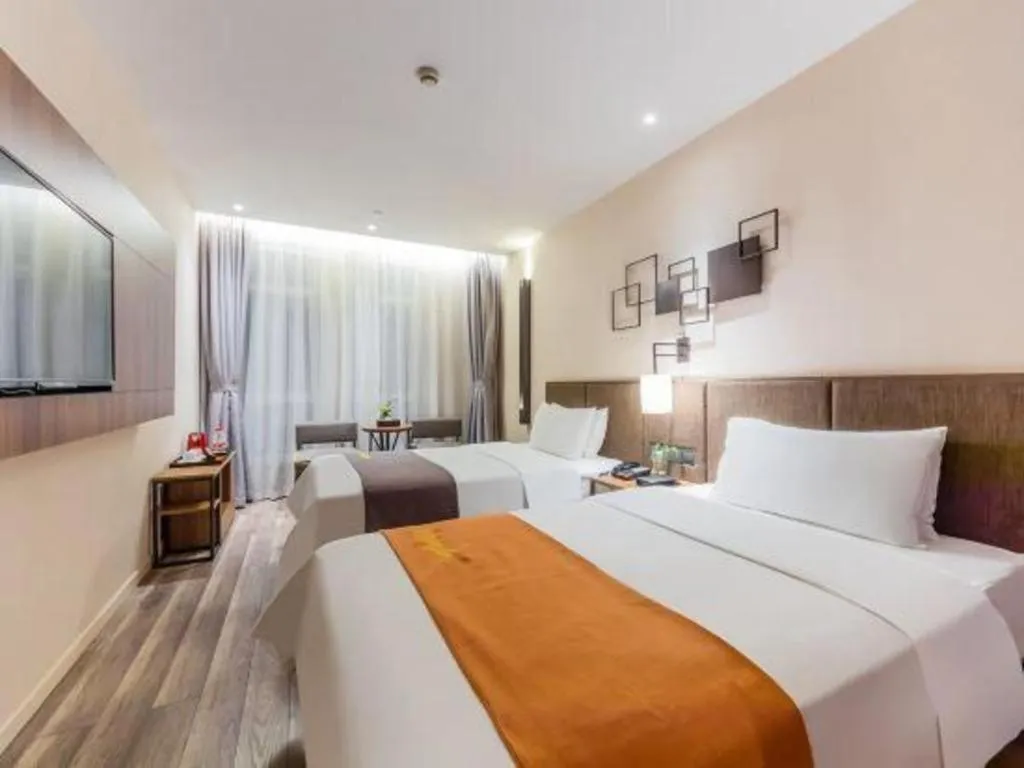 Bed in Home Inn Plus Shanghai Pudong Xinjinqiao Road