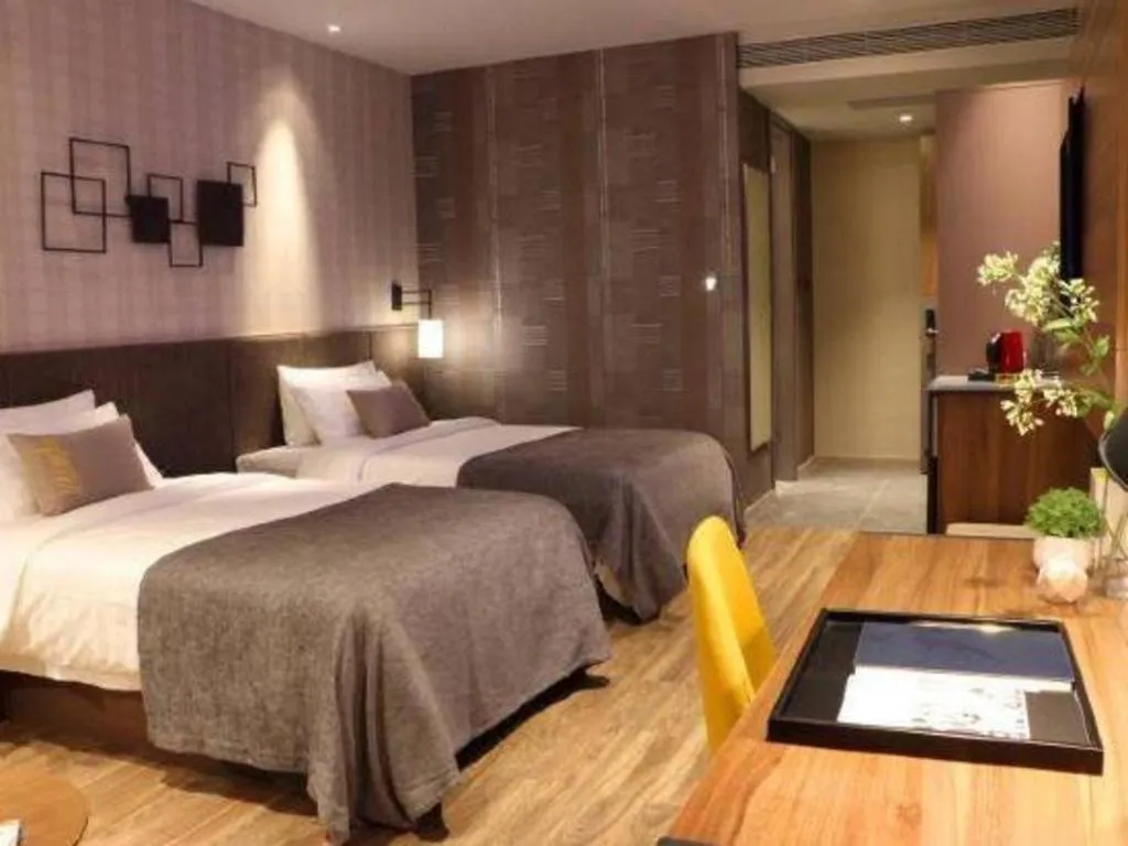 Bed in Home Inn Plus Shanghai Pudong Xinjinqiao Road