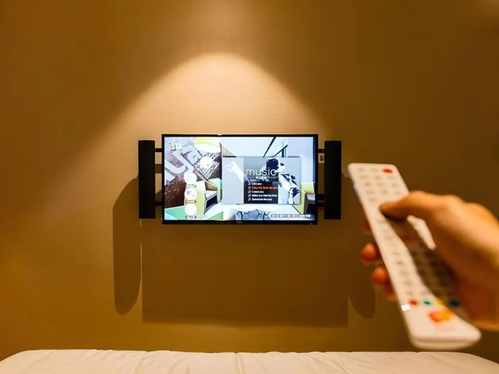 IU Hotel Kunming Jinma Bijifang Joy City