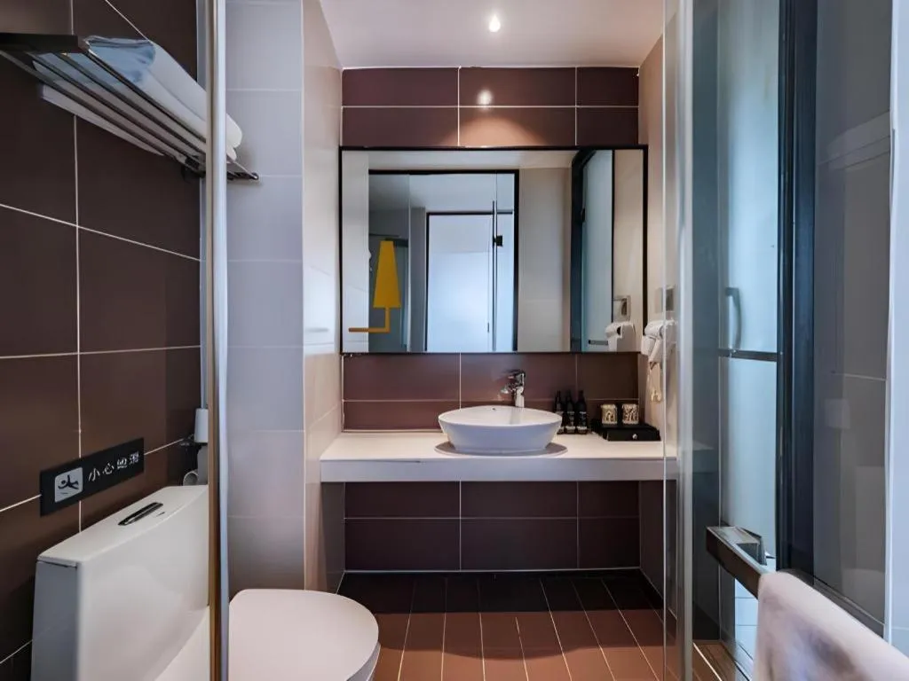 IU Hotel Kunming Jinma Bijifang Joy City