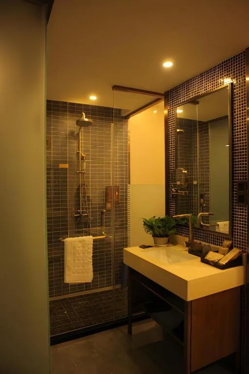 James Joyce Coffetel·Xinzhou Heping Road