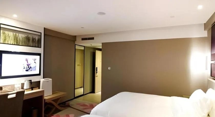 Bed in Lavande Hotels·Qingdao Wusi Square