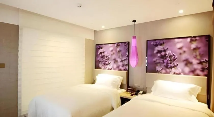 Bed in Lavande Hotels·Qingdao Wusi Square