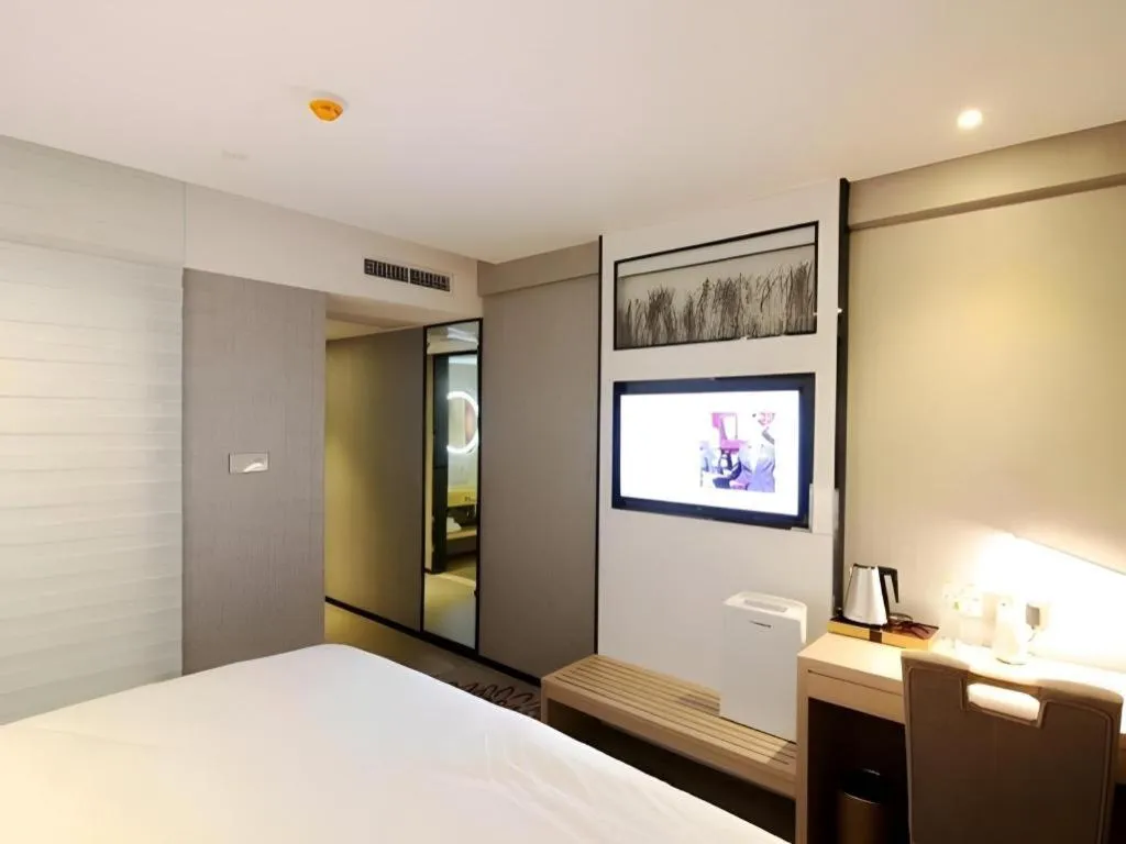 Bed in Lavande Hotels·Qingdao Wusi Square