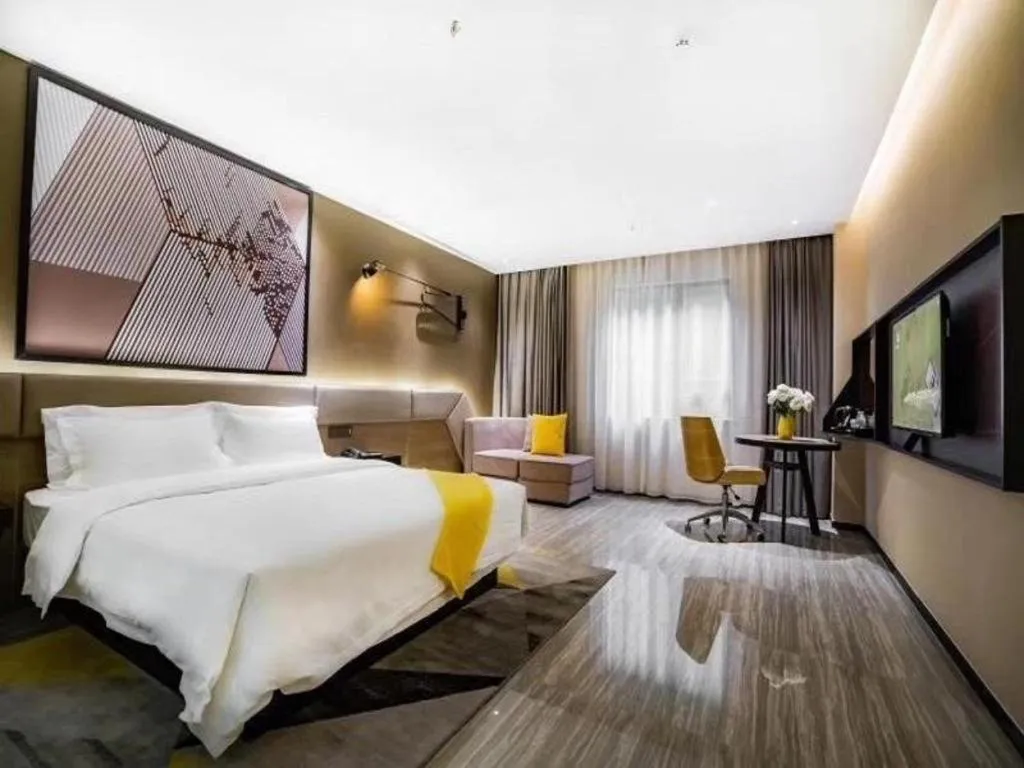 Bed in IU Hotels·Nanning Zoo Metro Station RT-Mart