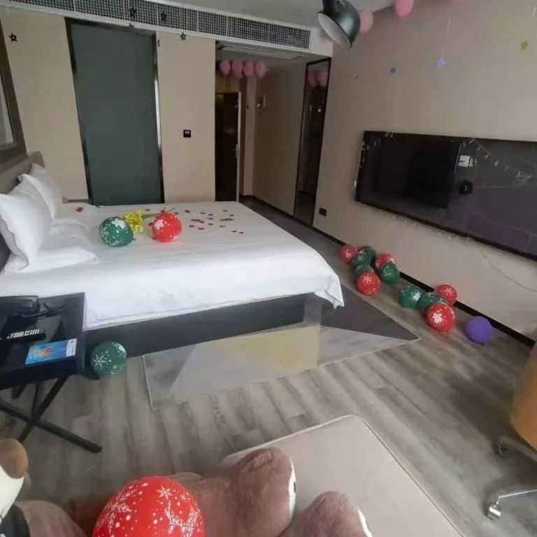 Bed in IU Hotels·Nanning Zoo Metro Station RT-Mart